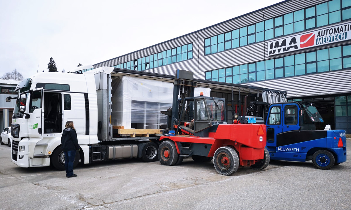 Betonplatten sicher verladen